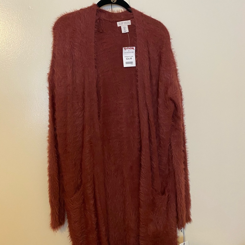Long cardigan sweater